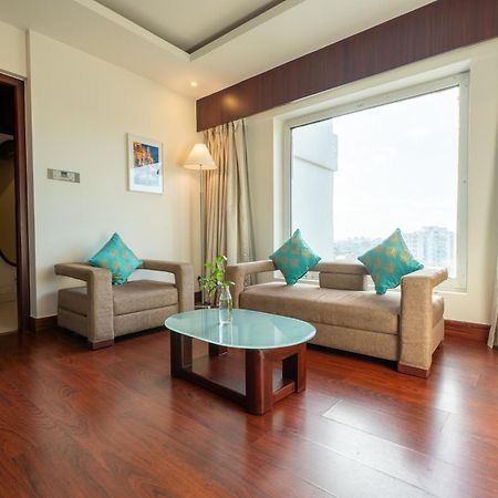 Olive Downtown Hotel Kochi Buitenkant foto