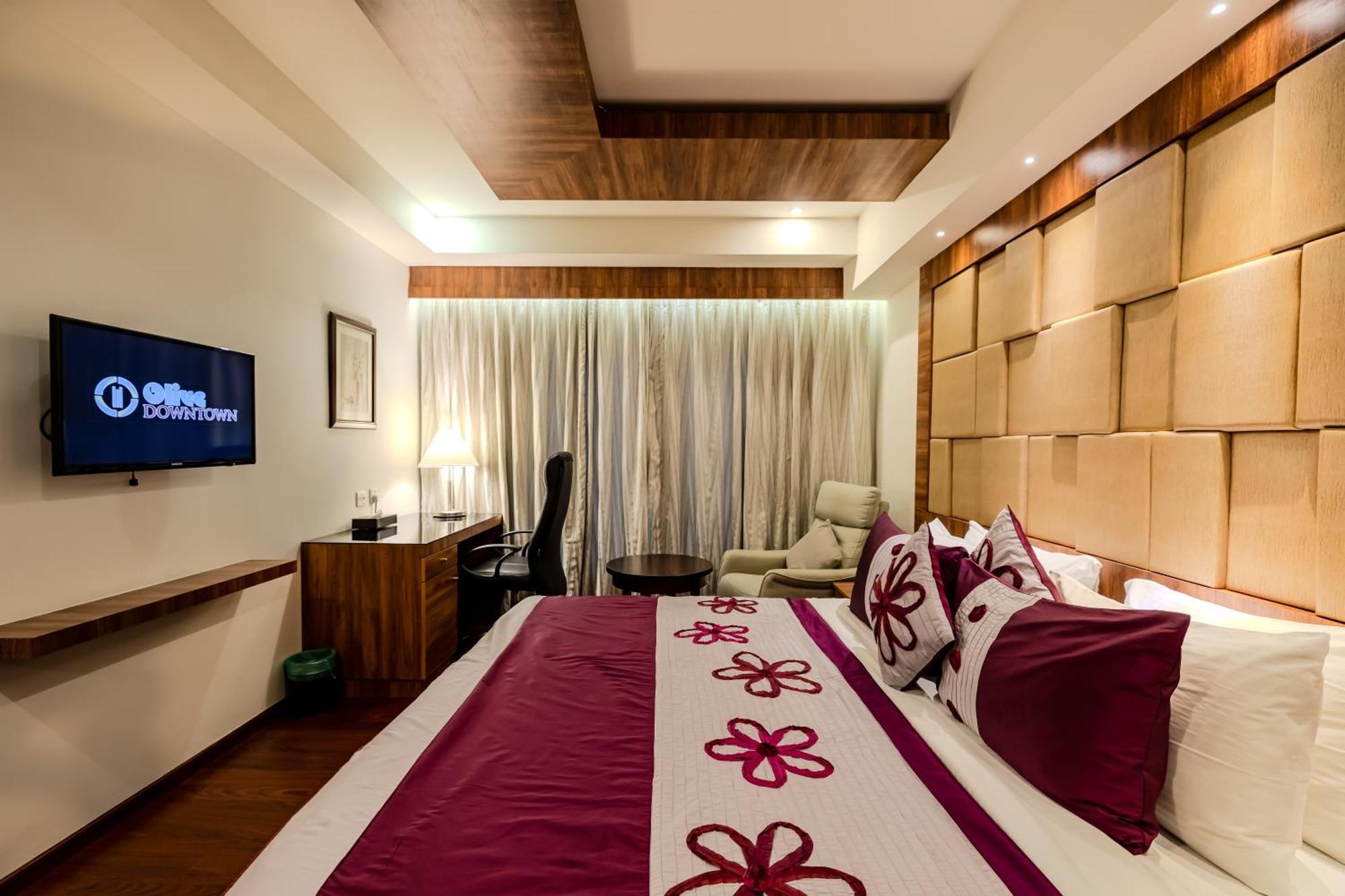Olive Downtown Hotel Kochi Buitenkant foto