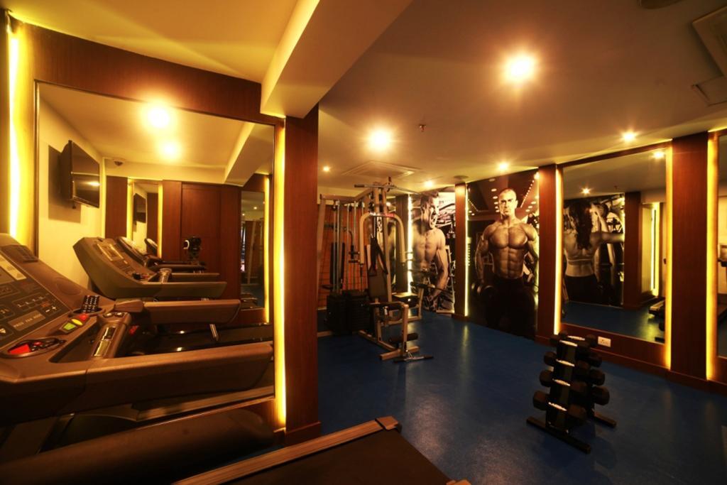 Olive Downtown Hotel Kochi Buitenkant foto